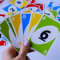 an uno hand